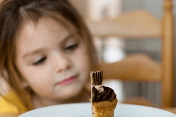 神仙老板，新劇殺青后原地放假30天、白百何名字打分，解析