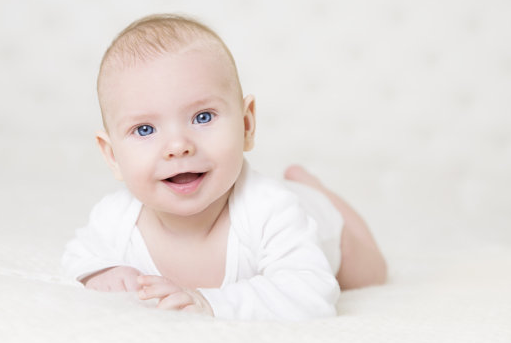 李姓女孩好聽的名字！寓意好意境美！