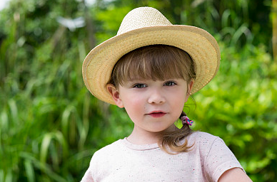 簡單大方優(yōu)雅文靜，文藝清秀的女孩名字