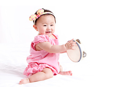 五行缺金、缺水的女孩，名字里有金、水元素