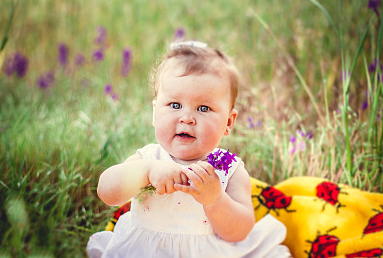 五行缺金、缺水的女孩，名字里有金、水元素