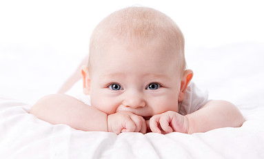 帶三點水的女孩名字，女孩名字三點水洋氣有內(nèi)涵的名字