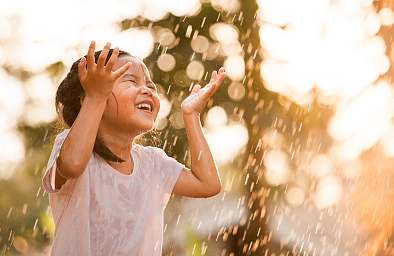 洛神賦取名帶金女孩，洛神賦中的女孩美名
