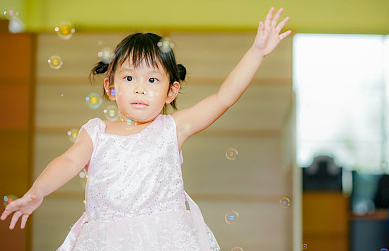 龍年女寶簡單好聽的名字，屬龍女孩高雅有涵養(yǎng)的名字