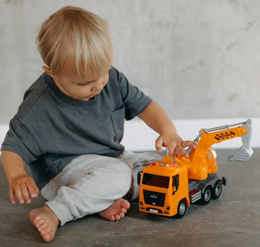 巳蛇年起名：男孩陽(yáng)剛硬氣的名字屬蛇