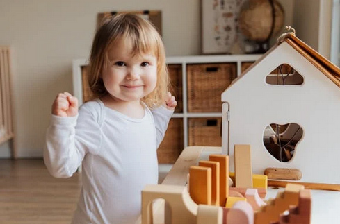 草字頭女孩名字有詩(shī)意圖