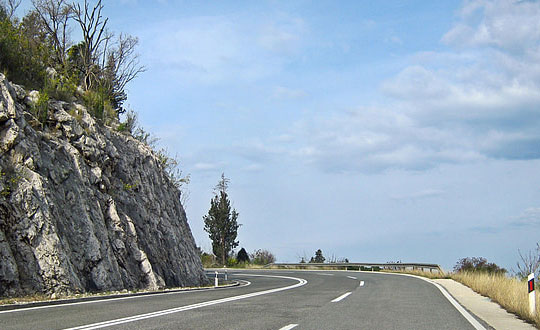 好聽高雅又聚財?shù)墓久Q